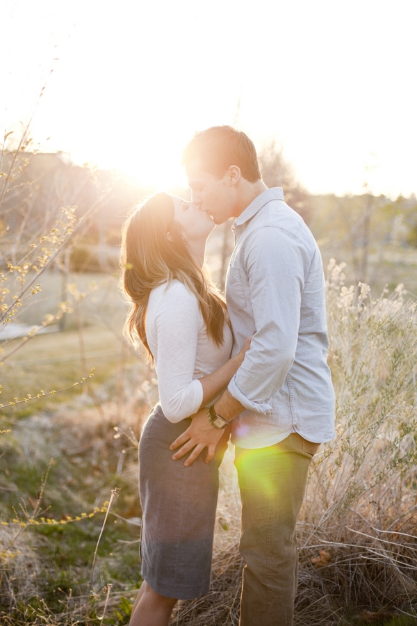 Sun Kissed Love In This Lora Grady Engagement Session
