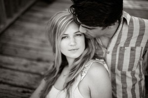 Lauren & Kappel early morning Rustic Engagement Session Amber Davis Photography