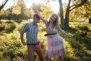 Lauren & Kappel early morning Rustic Engagement Session Amber Davis Photography