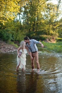Lauren & Kappel early morning Rustic Engagement Session Amber Davis Photography