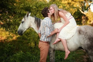 Lauren & Kappel early morning Rustic Engagement Session Amber Davis Photography
