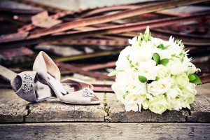 Tamara & Steve Burlap & Lace Themed Vintage DIY Wedding Heather Lynn Photographie