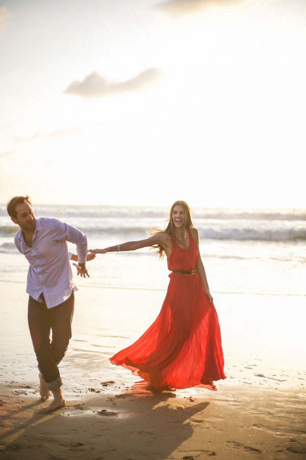 Dancing On The Shore In This Manhattan Beach Sunset Engagement Session
