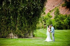 Nicole_Fred_Music_Festival_Inspired_Wedding_Planet_BlueGrass_Wedding_Elevate_Photography_24-h