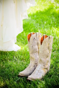 Nicole_Fred_Music_Festival_Inspired_Wedding_Planet_BlueGrass_Wedding_Elevate_Photography_9-lv