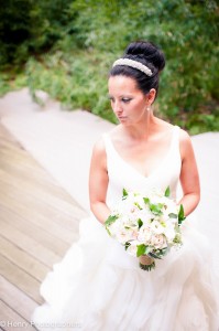 Elizabeth_Nick_Elegant_Sparkle_Filled_Wedding_Henry_Photographers_17-rv