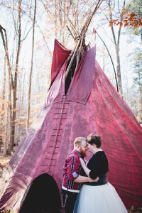 Rustic Outdoor Offbeat Engagement Session The Last Unicorn Chapel Hill North Carolina Blest Photography (13)