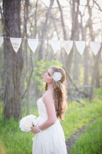 The_Yellow_Peony_Bridal_Hair_Pieces_Pond_Photography_26-rv