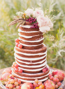 Fall Naked Cake With Apples and Blooms
