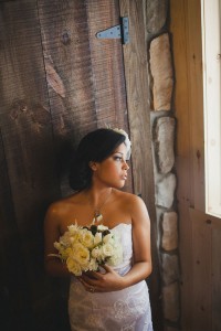 Vintage_Rustic_Wedding_Bridal_Session_Sophie_Asselin_Photographe_41-v