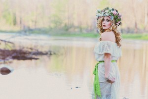 Generous oversized floral crown Christina Carroll Photography via Glamour and Grace 3