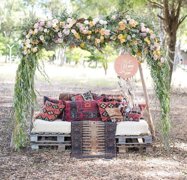 South Africian outdoor palette lounge area Adene Photography via Green Wedding Shoes