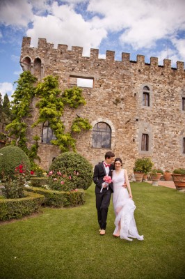 Vincigliata_Castle_Luxury_Italian_Wedding_Spring_Rosapaola_Lucibelli_34-rv