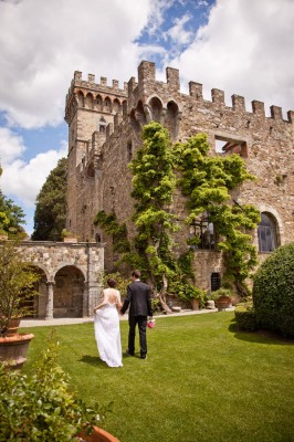 Vincigliata_Castle_Luxury_Italian_Wedding_Spring_Rosapaola_Lucibelli_9-lv