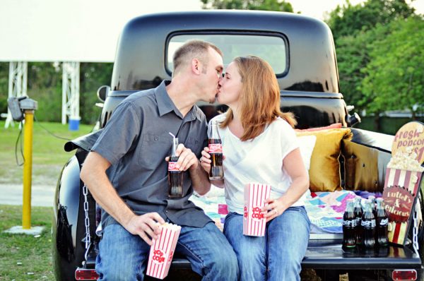 Silvermoon_Drive_In_Movie_Engagement_Session_Captured_By_Belinda_3-h