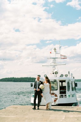 Dalarö Skans_Swedish_Summer_Archipelago_Wedding_2_Brides_Photography_56-v