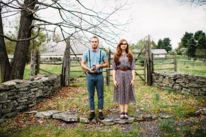 Indie_Pasture_Engagement_Session_Jessica_Oh_Photography_1-h