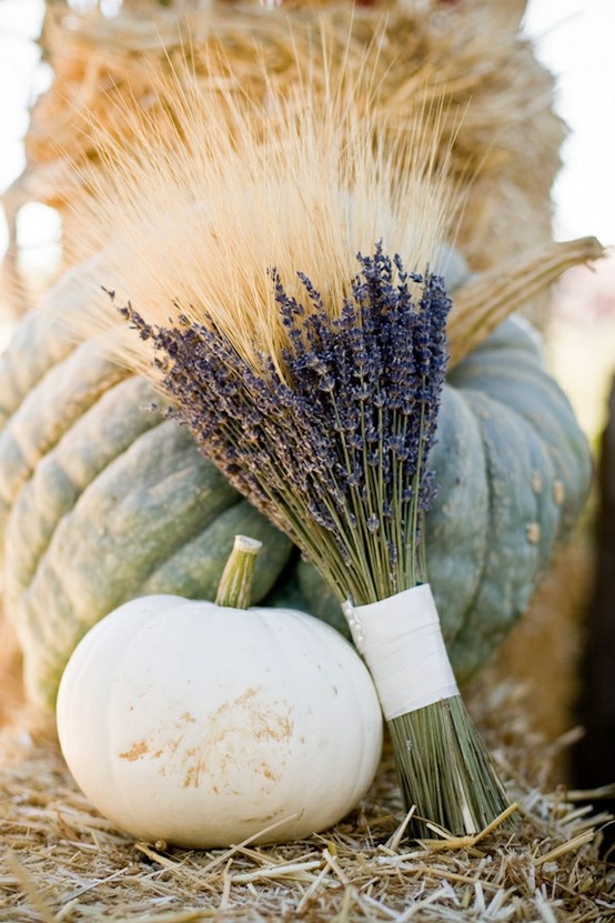 Lavender and wheat bouquet
