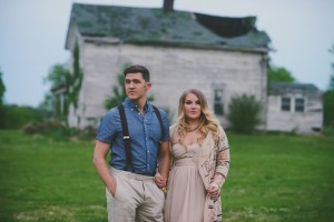 Country_Boho_Engagement_Jessie_Holloway_Photography_15-h