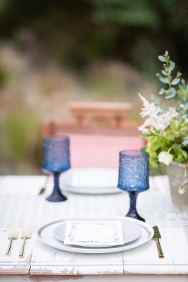 Serenity_Blue_Rose_Quartz_Wedding_Table_Setting_Olivia_Smartt_Photography_8-lv
