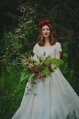 vibrant_moody_apple_orchard_wedding_trahms_photography_30-v