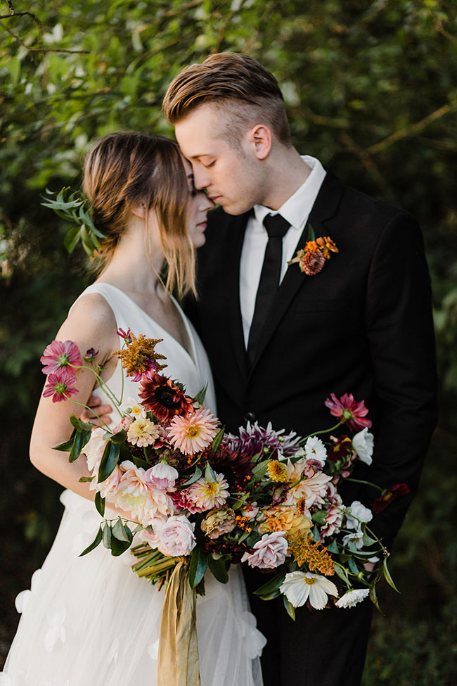Early Autumn Golden Hour Dream Forest Wedding At Historic Castle Rock