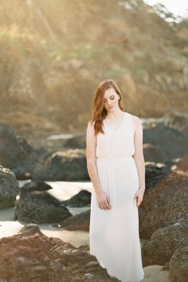 Natural_Light_Oregon_Coast_Engagement_Sarah_Nichole_Photography_14-lv