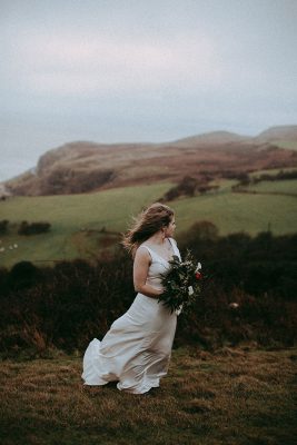 Stormy_Bridal_UK_Wedding_Avonné_Photography_15-lv