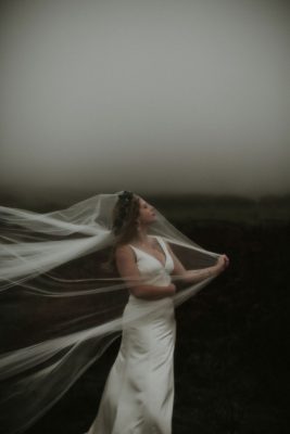 Stormy_Bridal_UK_Wedding_Avonné_Photography_20-v