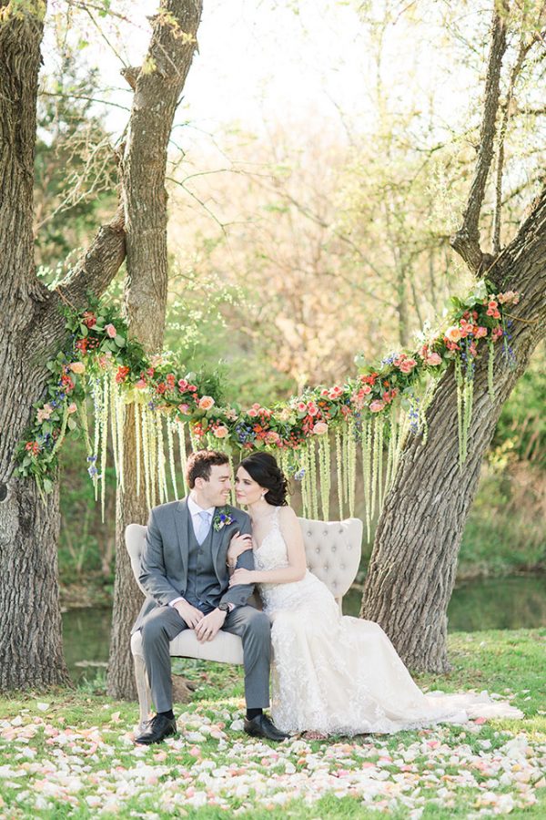Whimsical_Spring_Texas_Wedding_Angela_King_Photo_18-v