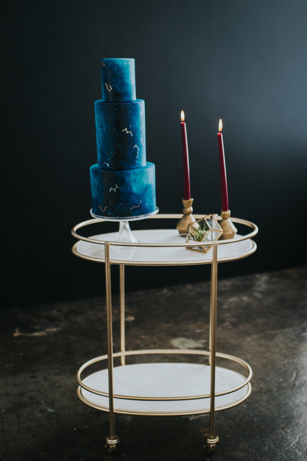 Deep Blue Out of this World Wedding Inspiration Rebecca Rizzo02