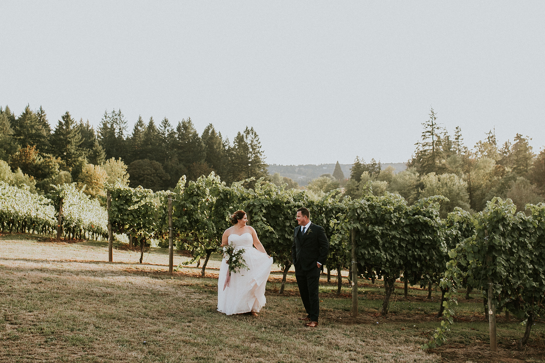 Romantic Winery Wedding in Oregon