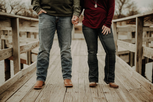 Sweet Countryside Engagement Session in Wichita Shelby Laine Photography02