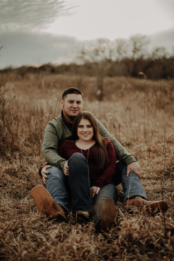 Sweet Countryside Engagement Session in Wichita Shelby Laine Photography08