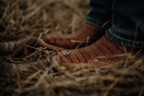 Sweet Countryside Engagement Session in Wichita Shelby Laine Photography15