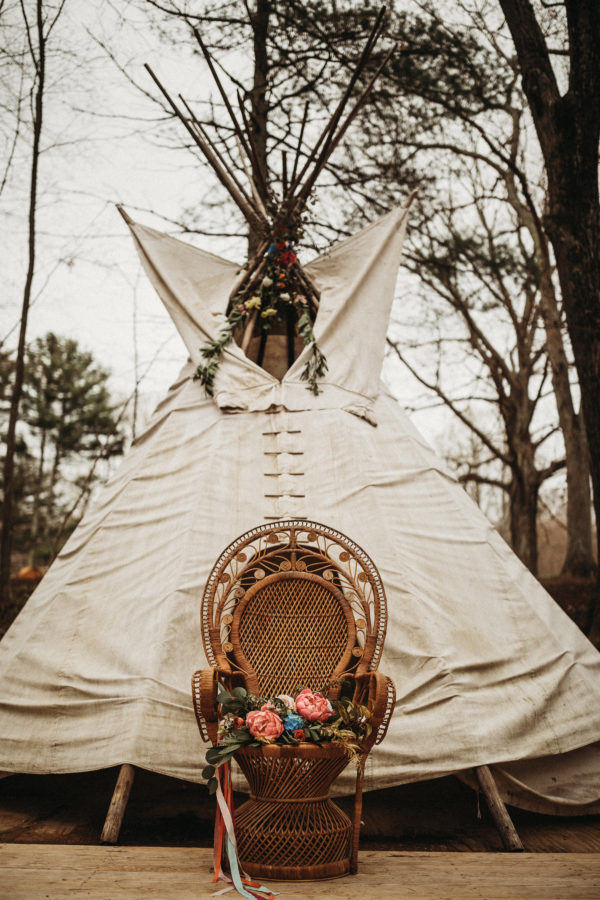 California Boho Meets Connecticut Rustic in This Wedding Inspiration Evermore Imaging15