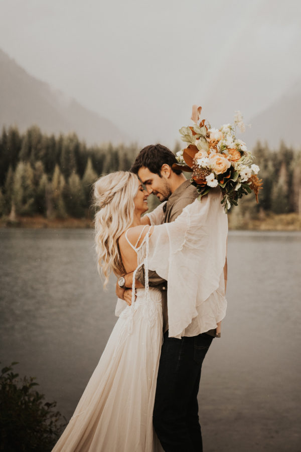 Rustic Bohemian Elopement Inspiration with Earth Tones Anna Tee Photography15