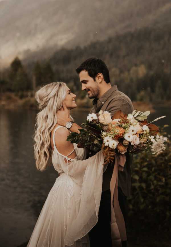 Rustic Bohemian Elopement Inspiration with Earth Tones Anna Tee Photography17