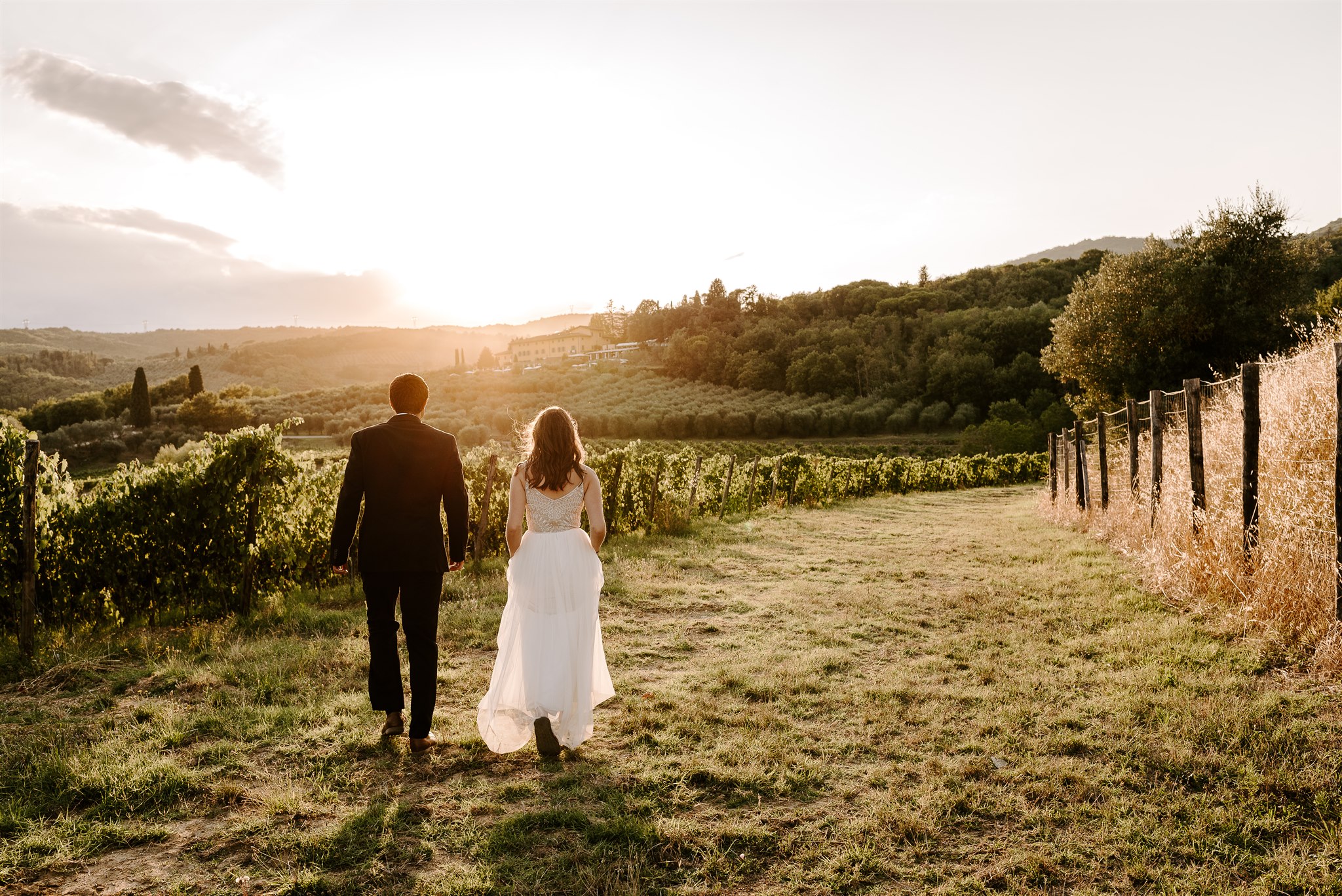 Dream Elopement in a Tuscan Vineyard