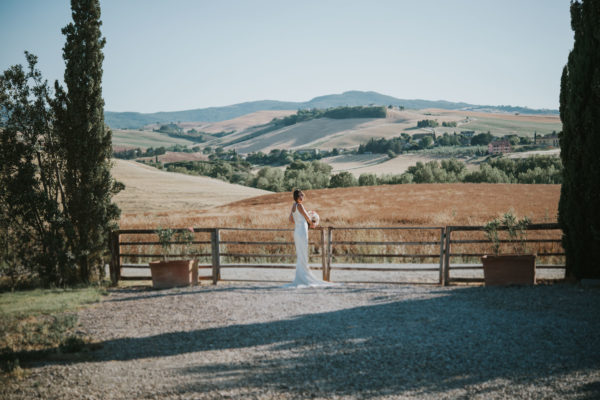 Wedding Inspiration featuring Two Bridal Styles in Italy Lucrezia Senserini11