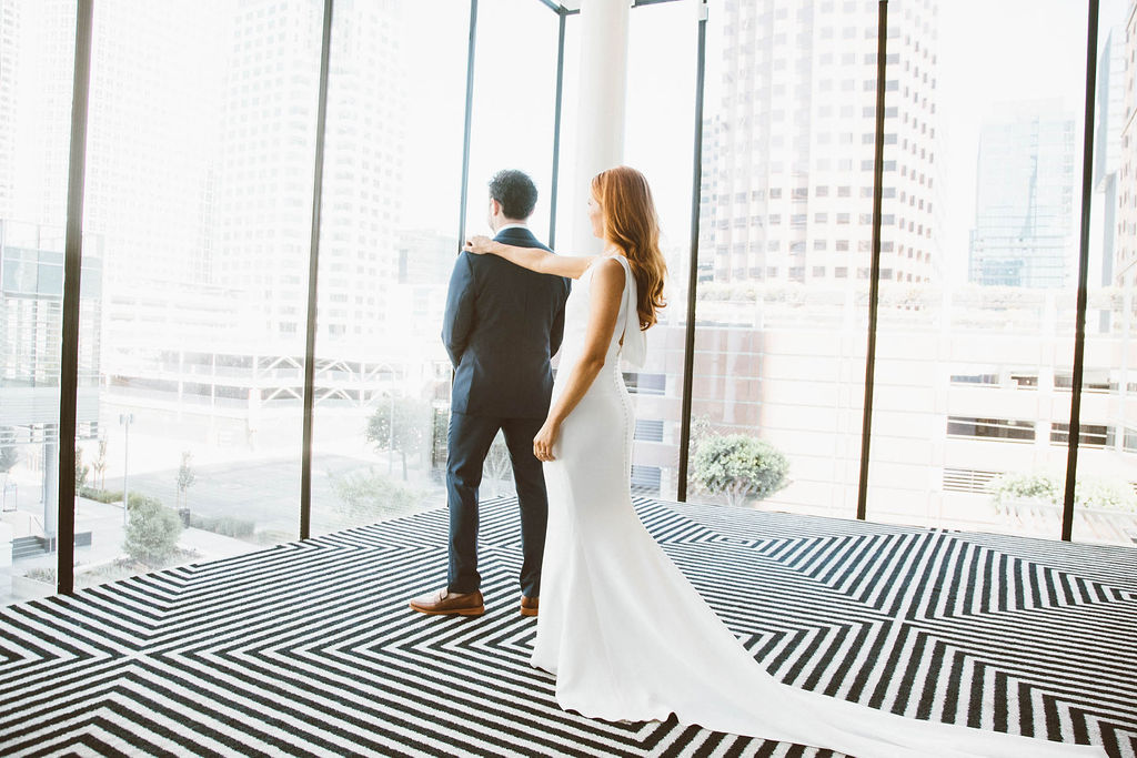 Cool and Chic Downtown Wedding in Los Angeles Liz Bretz09