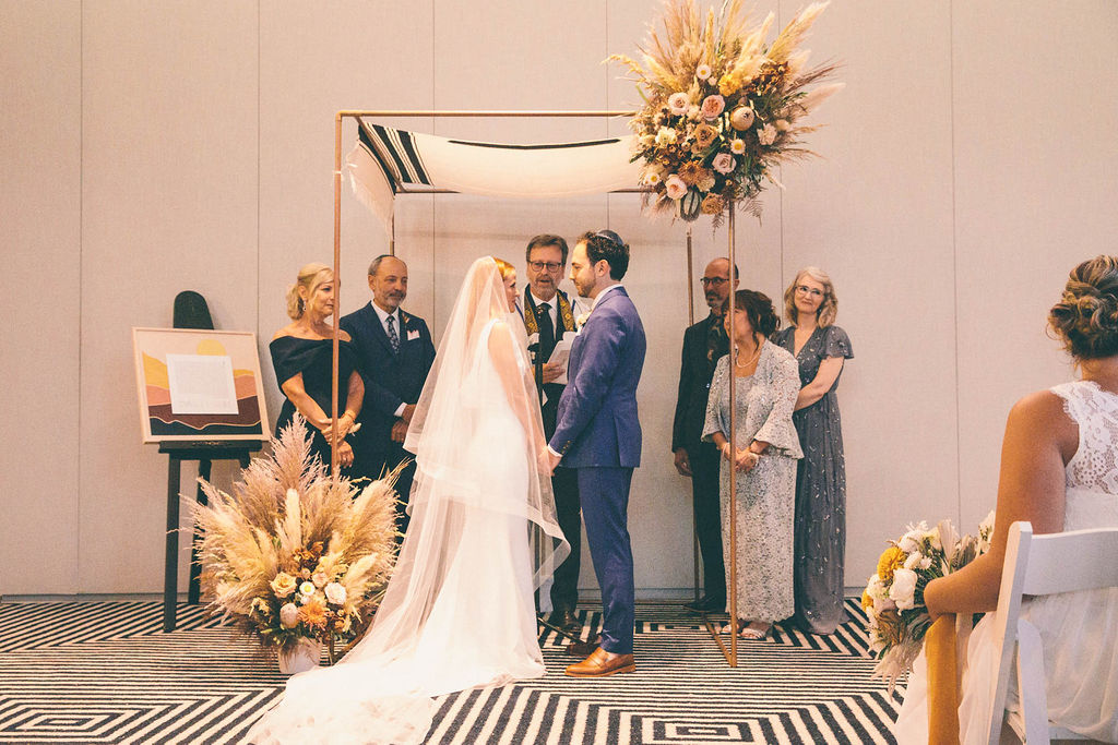 Cool and Chic Downtown Wedding in Los Angeles Liz Bretz27