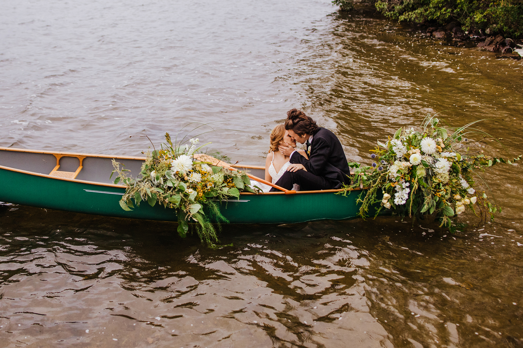 Lakeside Glamping Wedding Inspiration Allie Dearie Photography27