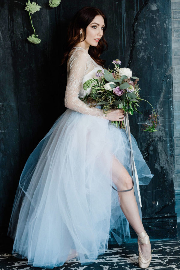Elegant Lavender Ballet Bridal Session Wreath and Rose Photography06