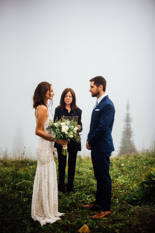 Misty Intimate Elopement at Mount Rainier Rebecca Anne Photography01