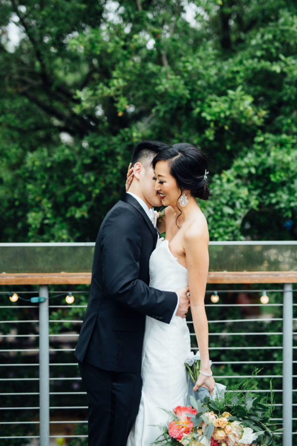 Colorful Classic Downtown Houston Wedding Shay & Olive02