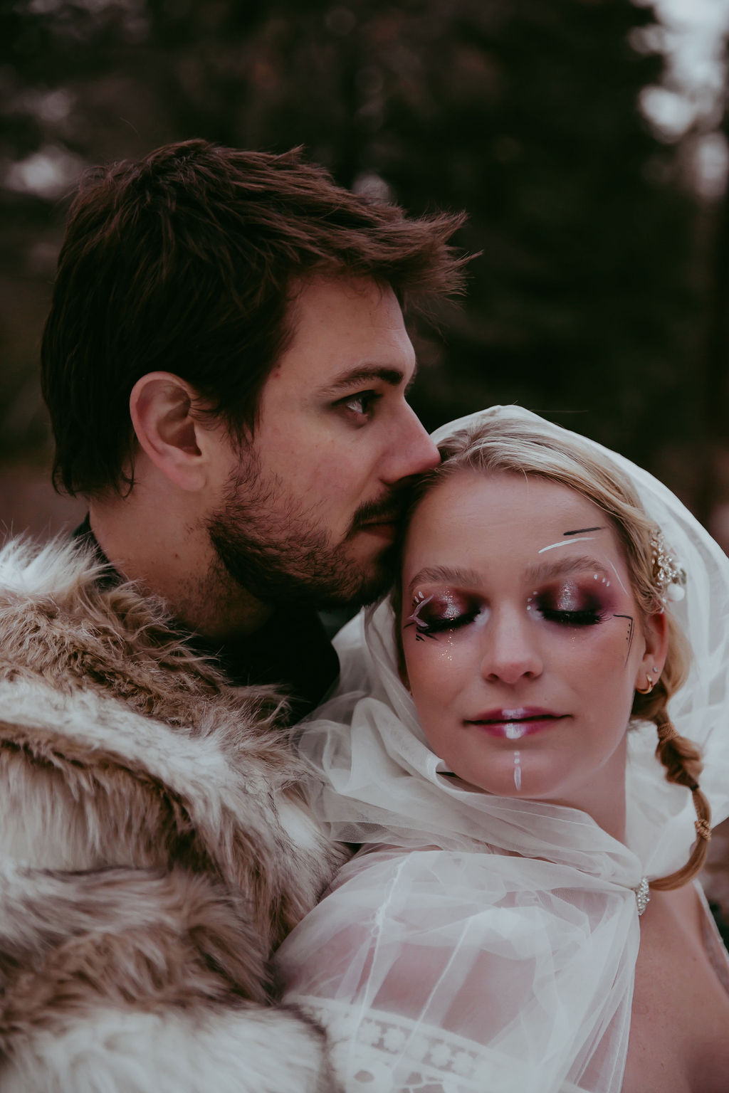 Viking Wedding, Wedding Fur Cloak, Norse Wedding Fur, Viking Bride